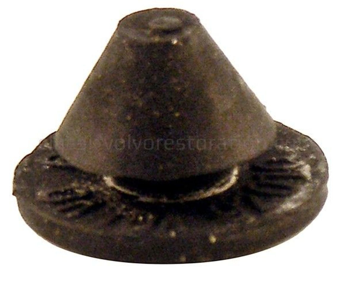 Bouton en caoutchouc pour la plage arrière du Volvo PV544 — bild 2 av 2