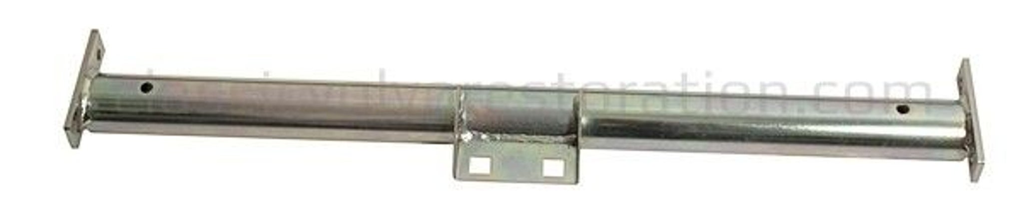 Traverse sous radiateur