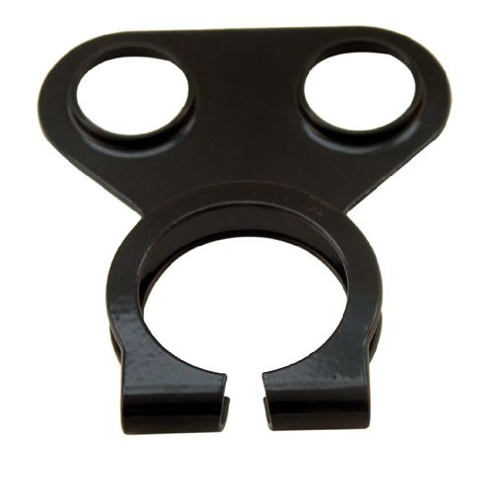 Pince avant sur silencieux arrièreVolvo 1800