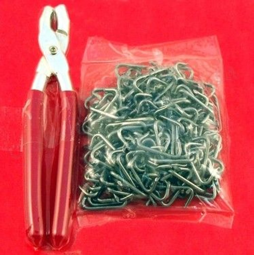 Tang met clips voor bekleding