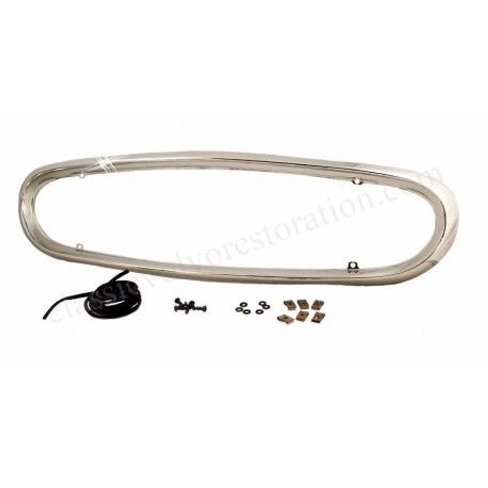 Cadre de calandre avec pièces