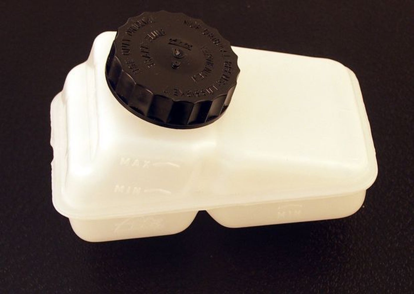 Remplacement du réservoir de liquide de frein pour Volvo 140, 164